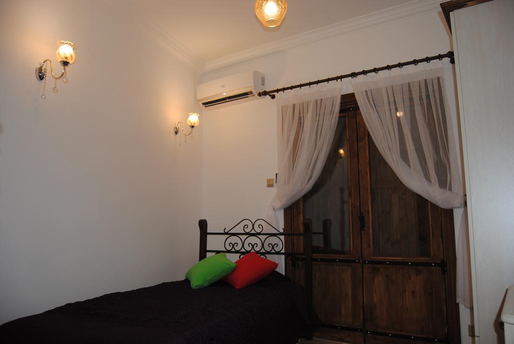 Malia Apartment 파마구스타 외부 사진